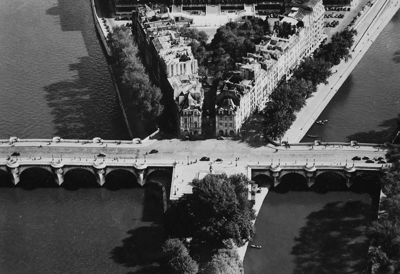 The tip of Ile de Cité, 1958